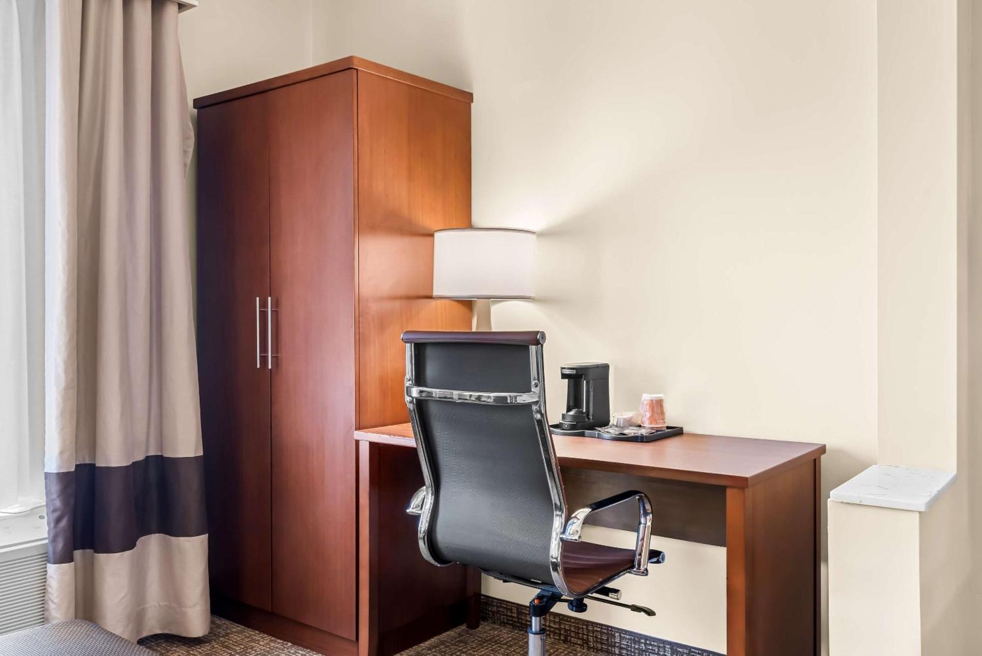 Comfort Suites Near Camp Lejeune Jacksonville Eksteriør bilde